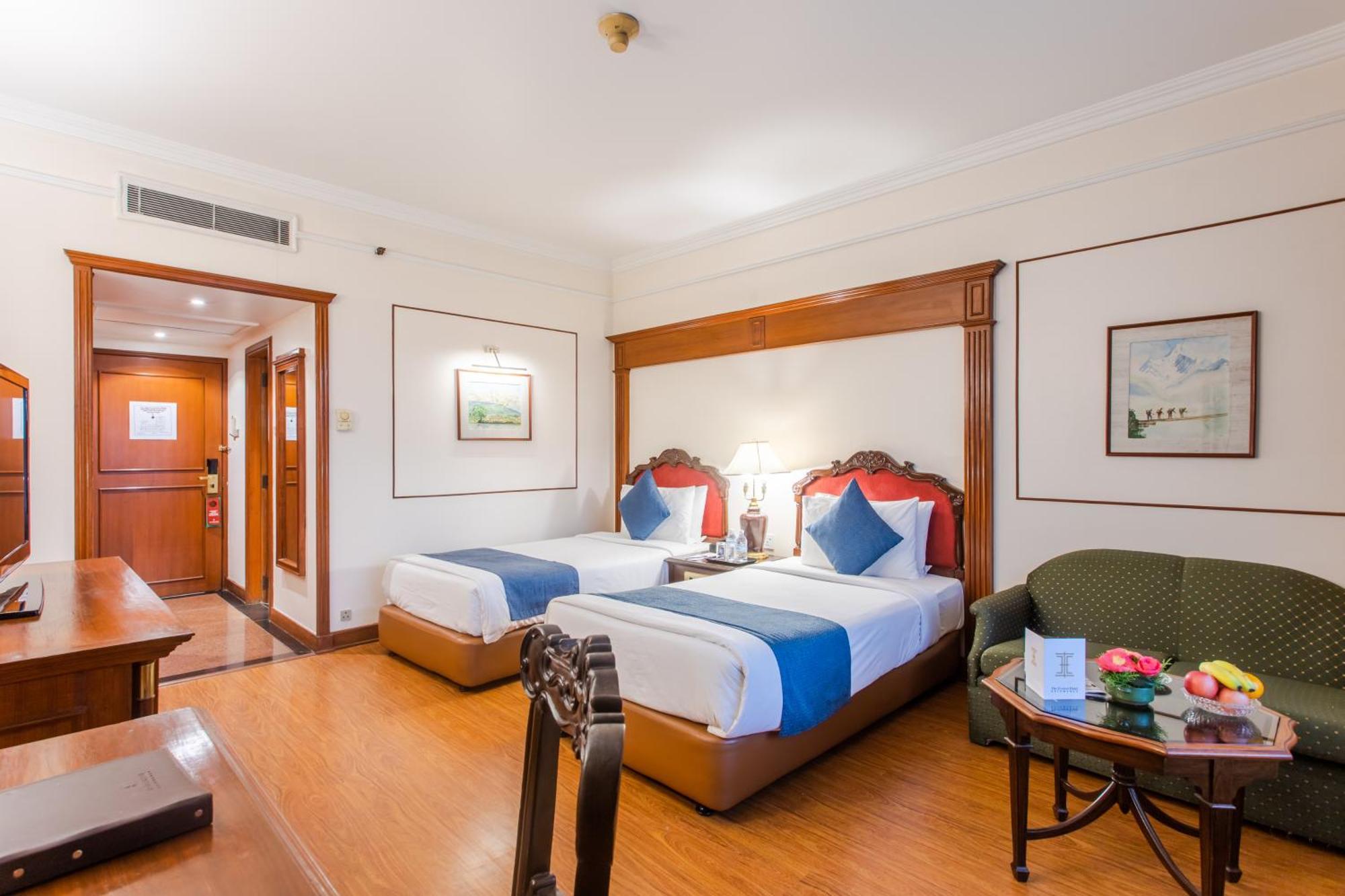 The Everest Hotel Катманду Екстер'єр фото