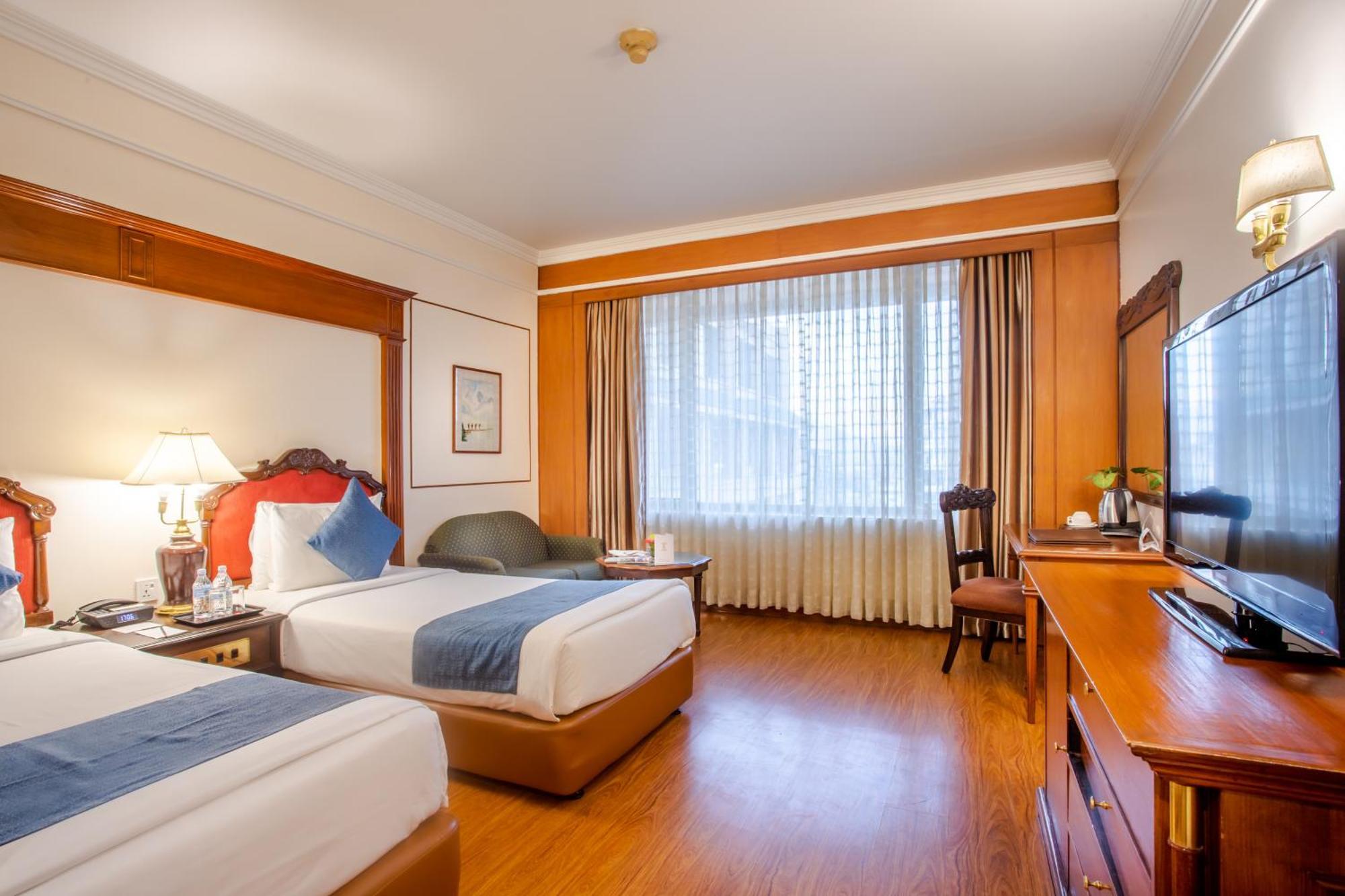 The Everest Hotel Катманду Екстер'єр фото