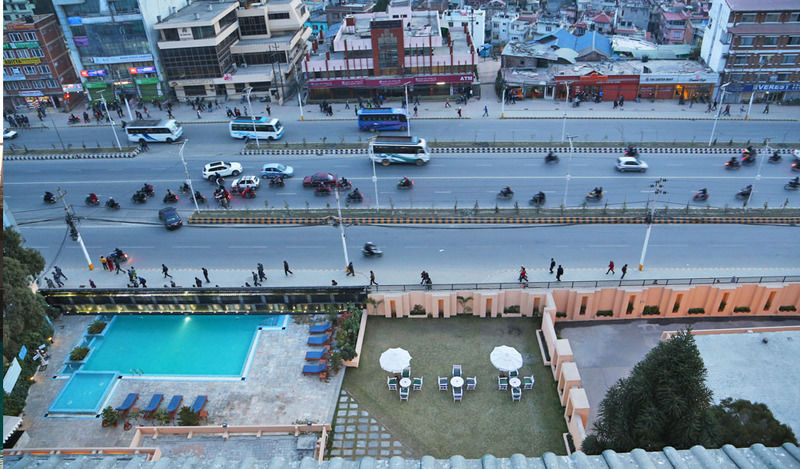 The Everest Hotel Катманду Екстер'єр фото