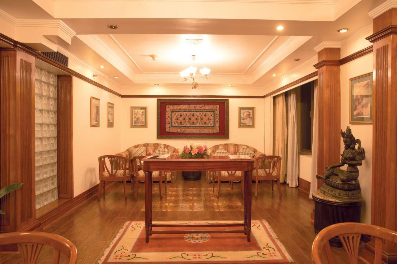 The Everest Hotel Катманду Екстер'єр фото