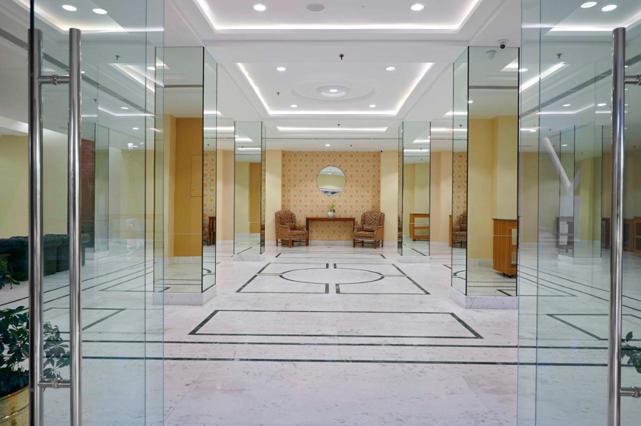The Everest Hotel Катманду Екстер'єр фото